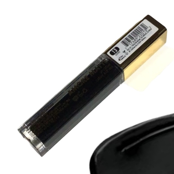 LE SATIN MATTE LIP CREME LEATHER BLACK GOTH MILANI - Picture 1 of 10